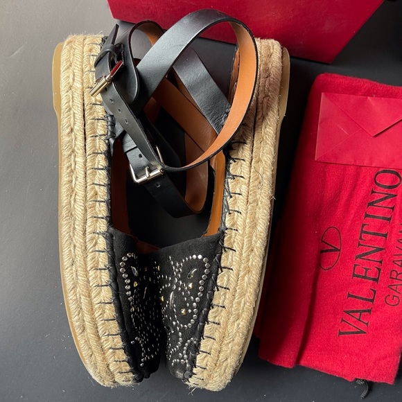 Inbox! Authentic VALENTINO GARAVANI studded butterfly suede espadrilles 9 - Picture 17 of 17
